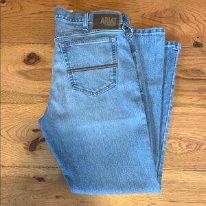 Ariat Light Blue Men's Jeans M7 34/30